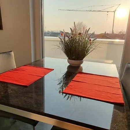 Traumhafte Penthouse-Ferienwohnung Im Aeussersten Sueden Deutschlands